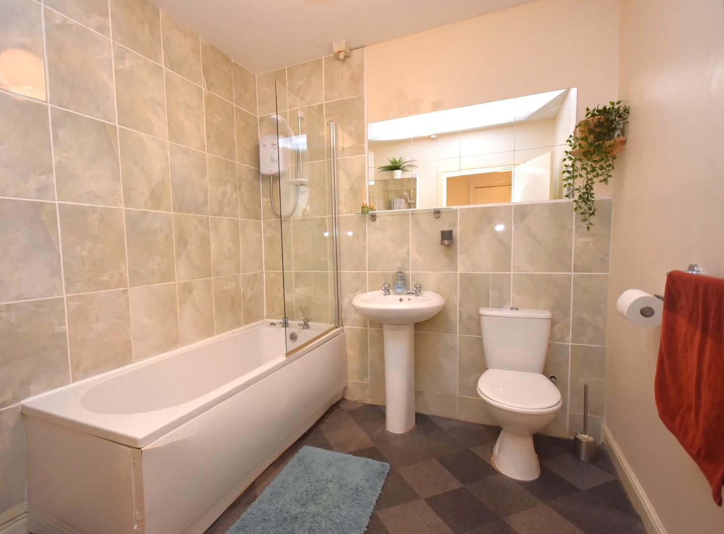 First Floor Apartment (Rear), 13, Victoria Road, Penarth, Vale of Glamorgan CF64 3EG